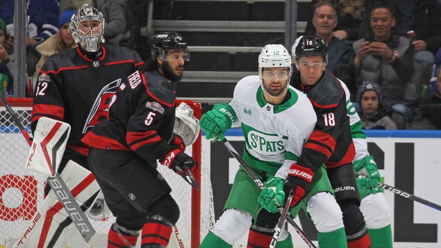 Aston-Reese marque deux buts dans la victoire des Maple Leafs