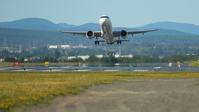 Le Defi De L Emploi Pour Les Finissants Du Secteur De L Aeronautique Radio Canada Ca