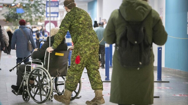 L’armée en renfort dans les cliniques de vaccination de Sept-Îles et Baie-Comeau