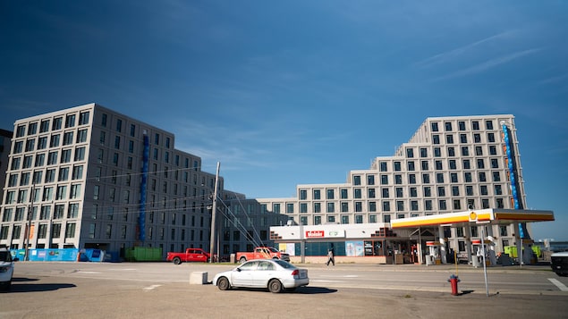 Un immeuble à logements au centre-ville.
