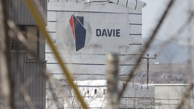 L'entrée du chantier maritime Davie au printemps.