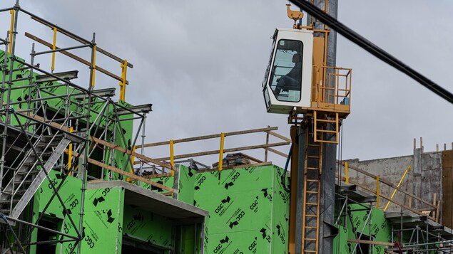 Course à la mairie d’Ottawa : Sutcliffe promet 100 000 nouvelles maisons en 10 ans