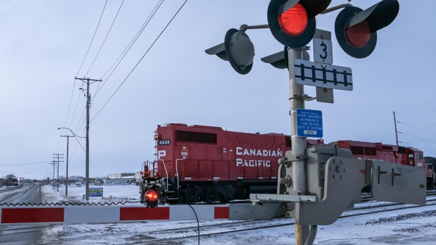 Des groupes industriels demandent à Ottawa d’empêcher un lock-out au Canadien Pacifique