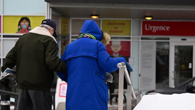 COVID-19 : Québec signale une baisse de 62 hospitalisations et 9 nouveaux décès