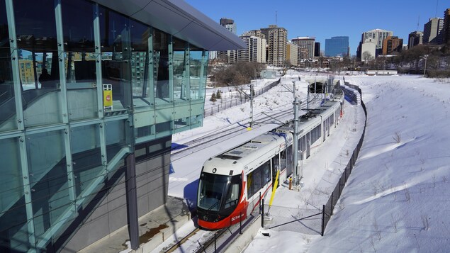 La Ville d’Ottawa franchit une nouvelle étape pour rompre son contrat avec le GTR