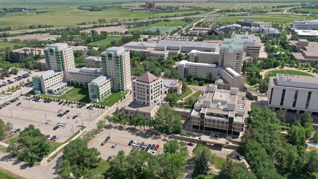 Plus de 300 de personnes demandent à l’Université de Regina d’améliorer son financement