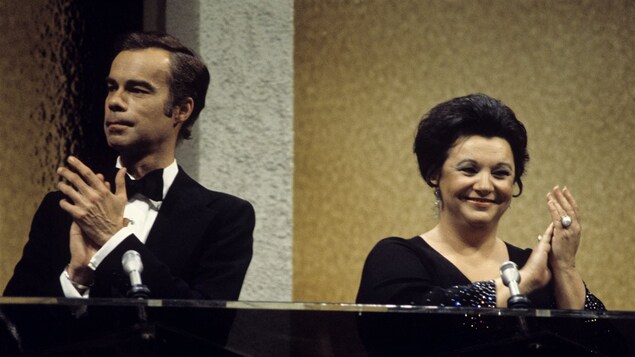 Jacques Fauteux et Lise Payette lors du Gala du plus bel homme du Canada, en 1975 Jacques Fauteux et Lise Payette lors du Gala du plus bel homme du Canada, en 1975