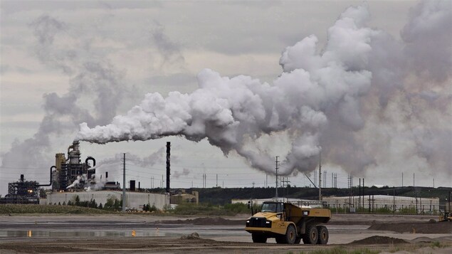Le site du projet d'exploitation des sables bitumineux Syncrude
