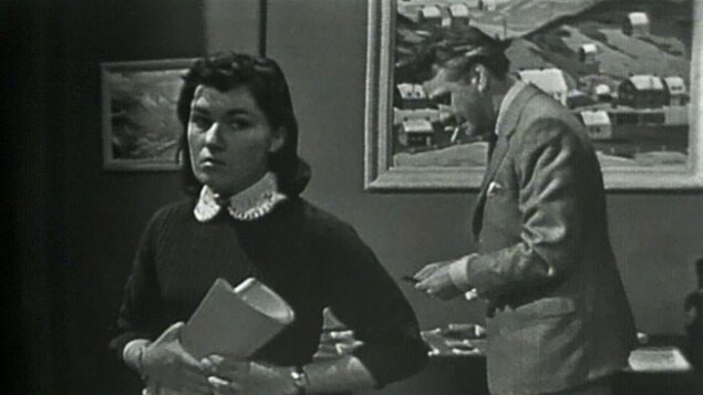 La comédienne Monique Miller dans le rôle-titre de Florence, une pièce de Marcel Dubé, en 1957 La comédienne Monique Miller dans le rôle-titre de Florence, une pièce de Marcel Dubé, en 1957