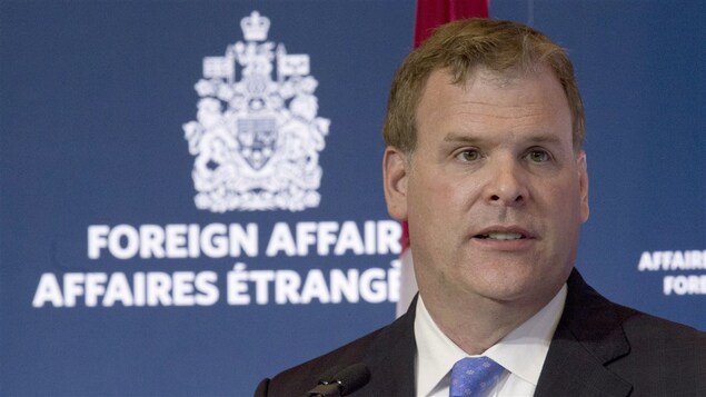 L'ancien ministre des Affaires étrangères du Canada, John Baird. L'ancien ministre des Affaires étrangères du Canada, John Baird.