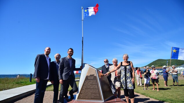 L’inauguration du monument l'Odyssée acadienne à Carleton-sur-Mer.