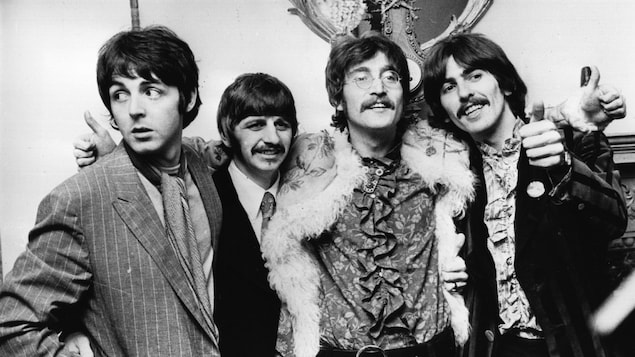 Photo des quatre Beatles.