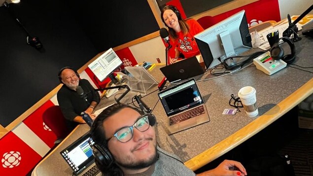 L'artiste poète musicien Alexis Vollant, invité spécial de l'émission Culture et Confiture.