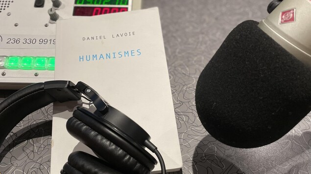 La page couverture du recueil Humanismes de Daniel Lavoie 