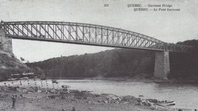 Le pont Garneau en 1907.
