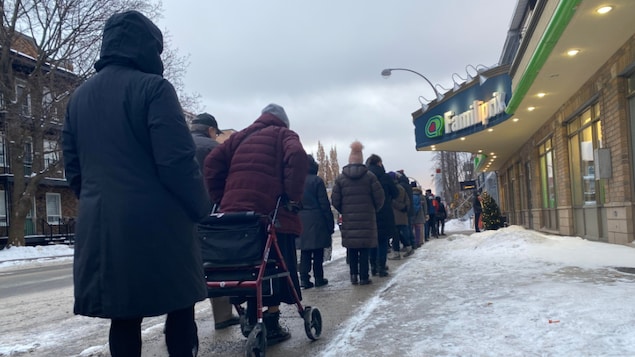 Les pharmacies attendent de nouveaux tests rapides avant Noël