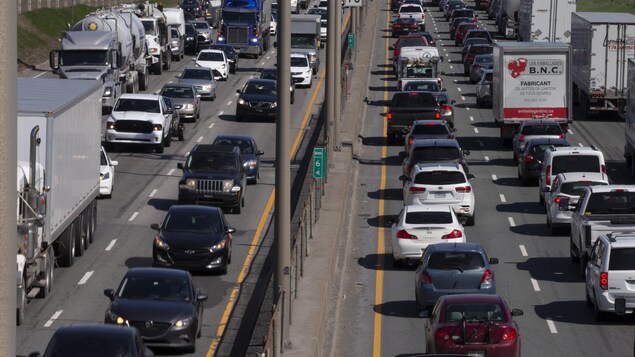 Plan pour une économie verte : Québec choisit d’aider le transport et l’industrie