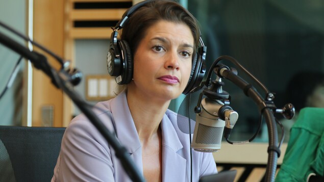 La ministre des Transports et de la Mobilité durable Geneviève Guilbault. 