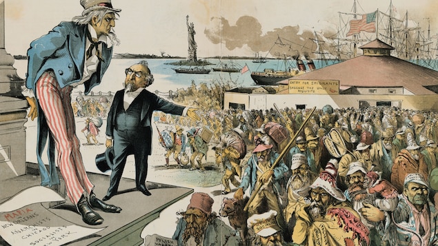 Caricature où l'oncle Sam regarde avec mépris des immigrants arrivant à Ellis Island, en face de New York.