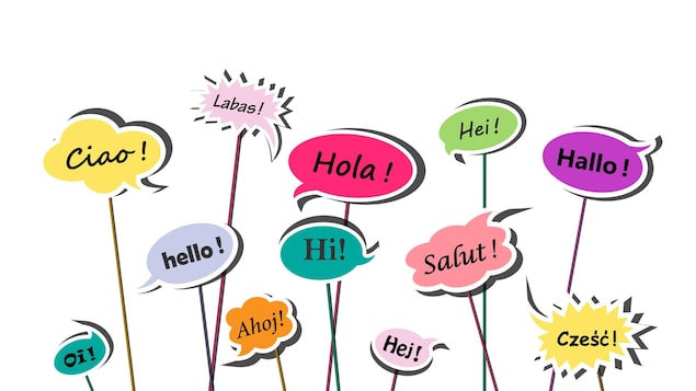 Des bulles multicolores portent des mots en diverses langues comme salut, hello et hola.