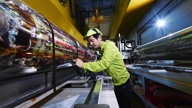 Le chercheur Makoto Fujiwara au CERN en Suisse.