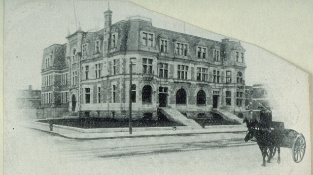 L'école Aberdeen, à Montréal. 