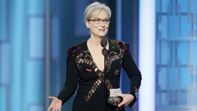 L'actrice Meryl Streep prononce un discours politisé lors de la réception du prix Cecil-B.-DeMille, à la cérémonie des Golden Globes du 8 janvier 2017. L'actrice Meryl Streep prononce un discours politisé lors de la réception du prix Cecil-B.-DeMille, à la cérémonie des Golden Globes du 8 janvier 2017.