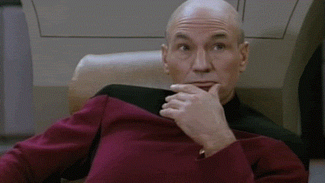 Le capitaine Jean-Luc Picard dans Star Trek montre son exaspération. 