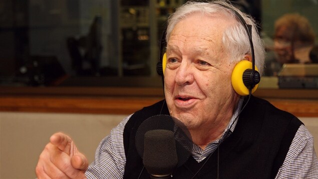 Denis Vaugeois, lors d'un passage à Radio-Canada Denis Vaugeois, lors d'un passage à Radio-Canada