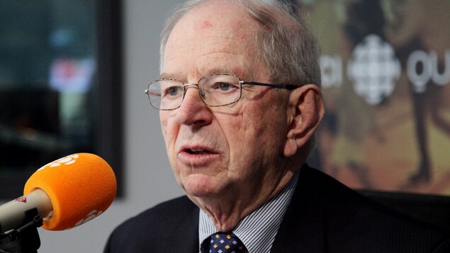 Robert Pidgeon, en studio