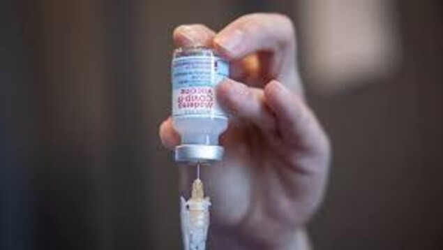 Vaccination : le refus de certains employés de la santé aura « un impact dans la région »