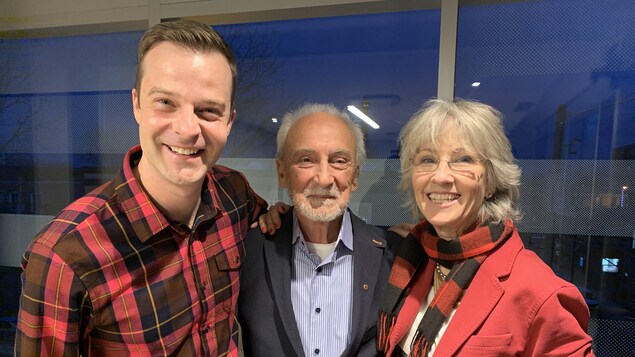 De gauche à droite, Stéphane Leclair, Yvon Deschamps et Judi Richards.