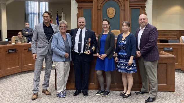 Stéphane Simoneau remporte un prix d’excellence : « ça termine une belle carrière » 