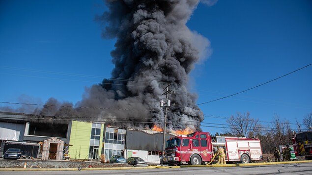 Trois blessés lors d’une explosion au Centre de valorisation de l’aliment de Sherbrooke