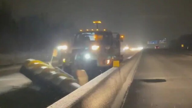 Une déneigeuse