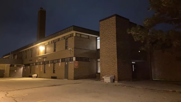 Une première école fermée à Toronto après une éclosion de COVID-19