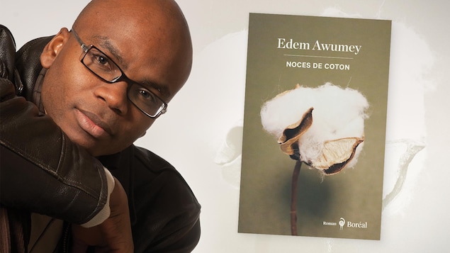 Montage photo d'un portrait d'Edem Awumey et de la couverture de son roman « Noces de coton ».