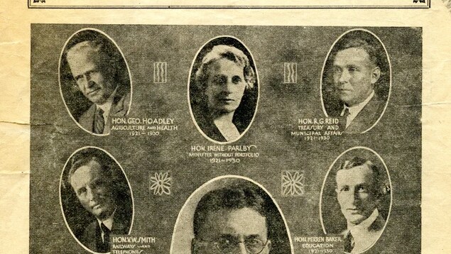 Une affiche représentant des ministres du gouvernement des Fermiers unis de l'Alberta.