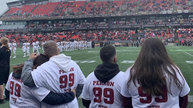 Un dernier hommage à Francis Perron à l’occasion du match Panda