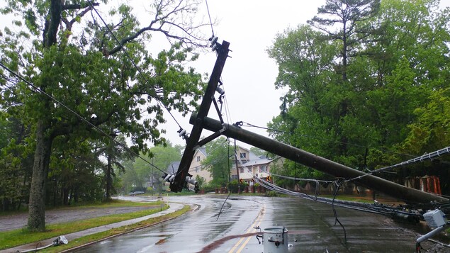 Plus de 875 M$ de dommages assurés après les orages de mai au Québec et en Ontario