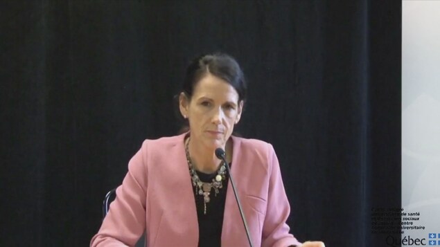Josée Paquette en conférence de presse