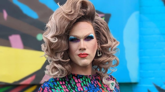 Face à de l’intolérance, une drag queen quitte la scène dans le Pontiac