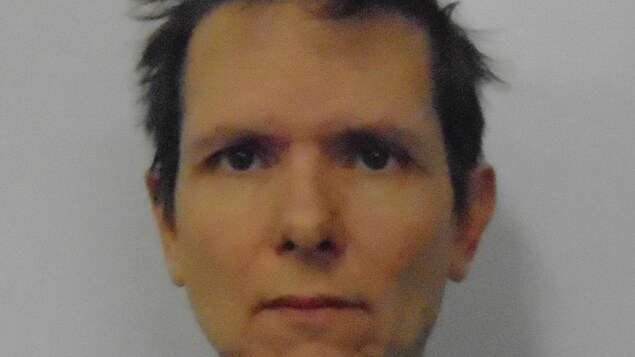 Infraction à caractère sexuel à l’égard d’un enfant : Marc Banfill reste détenu 