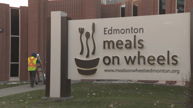 Le manque de bénévoles se fait sentir à Edmonton à l’approche du temps des Fêtes