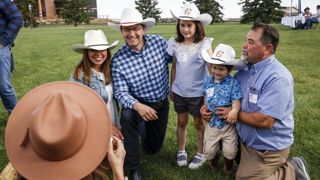 Le Stampede de Calgary attire les politiciens fédéraux de tous bords