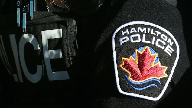 Deux enfants tués après qu’un quatre-roues soit tombé dans un étang à Hamilton