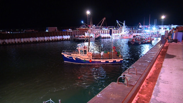 quai Rimouski estuaire saint-laurent pêche crabe départ crabiers