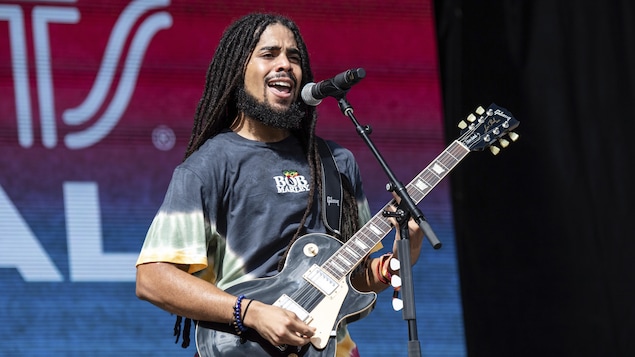 Le chanteur Skip Marley reporte un concert, affirmant avoir été refoulé à la frontière