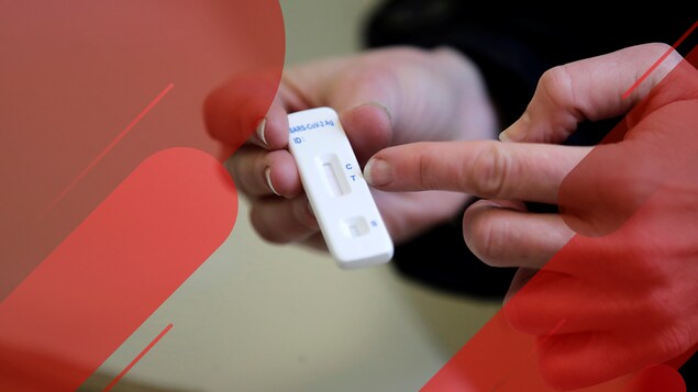 1821 cas de COVID-19 et 13 hospitalisations de plus au Québec