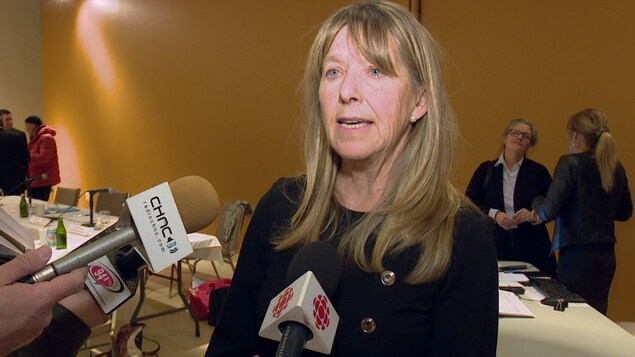 Chantale Duguay. présidente-directrice générale du Centre intégré de santé et de services sociaux de la Gaspésie Chantale Duguay. présidente-directrice générale du Centre intégré de santé et de services sociaux de la Gaspésie